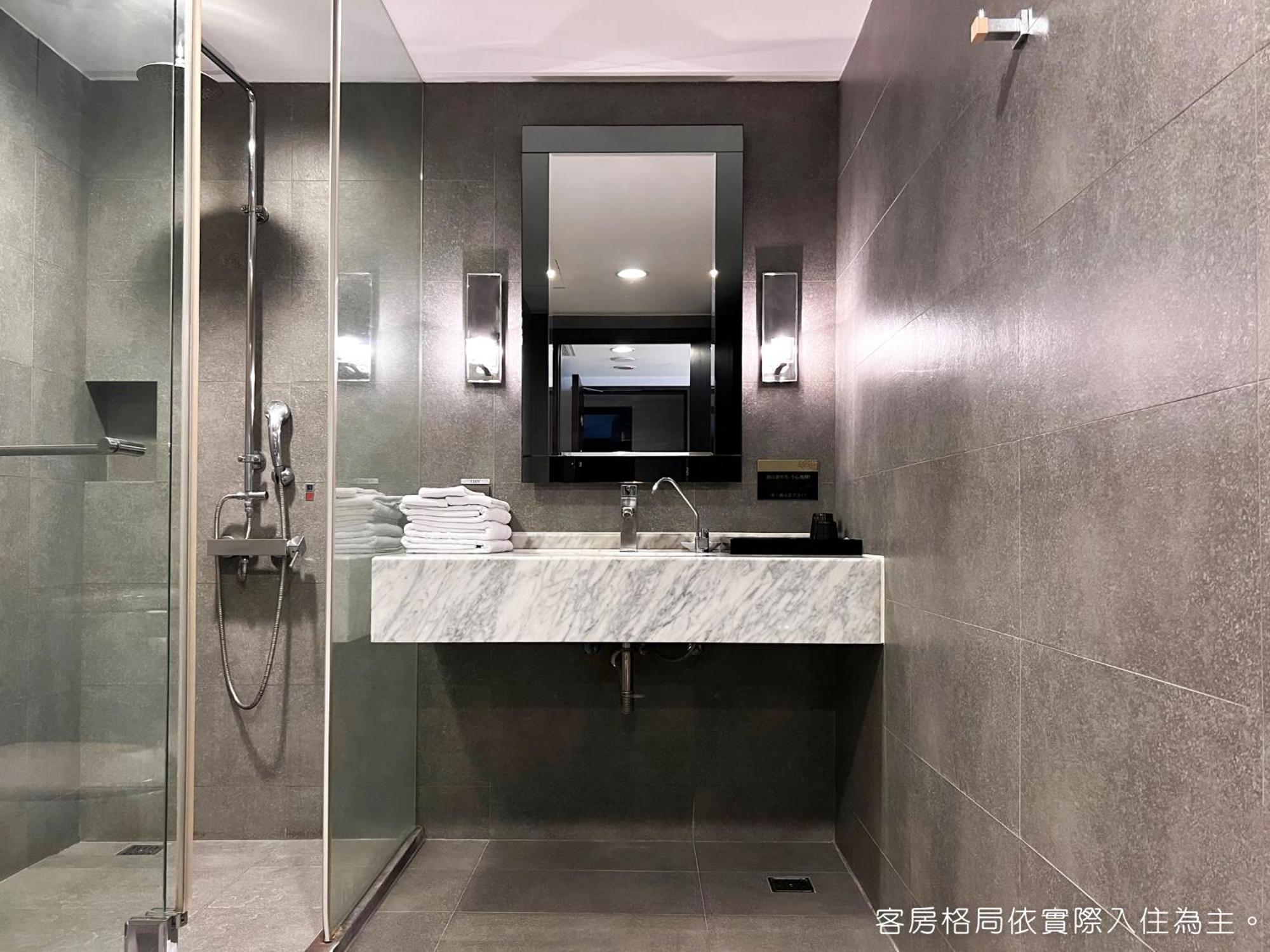 Talmud Hotel Kaohsiung Loveriver Екстериор снимка