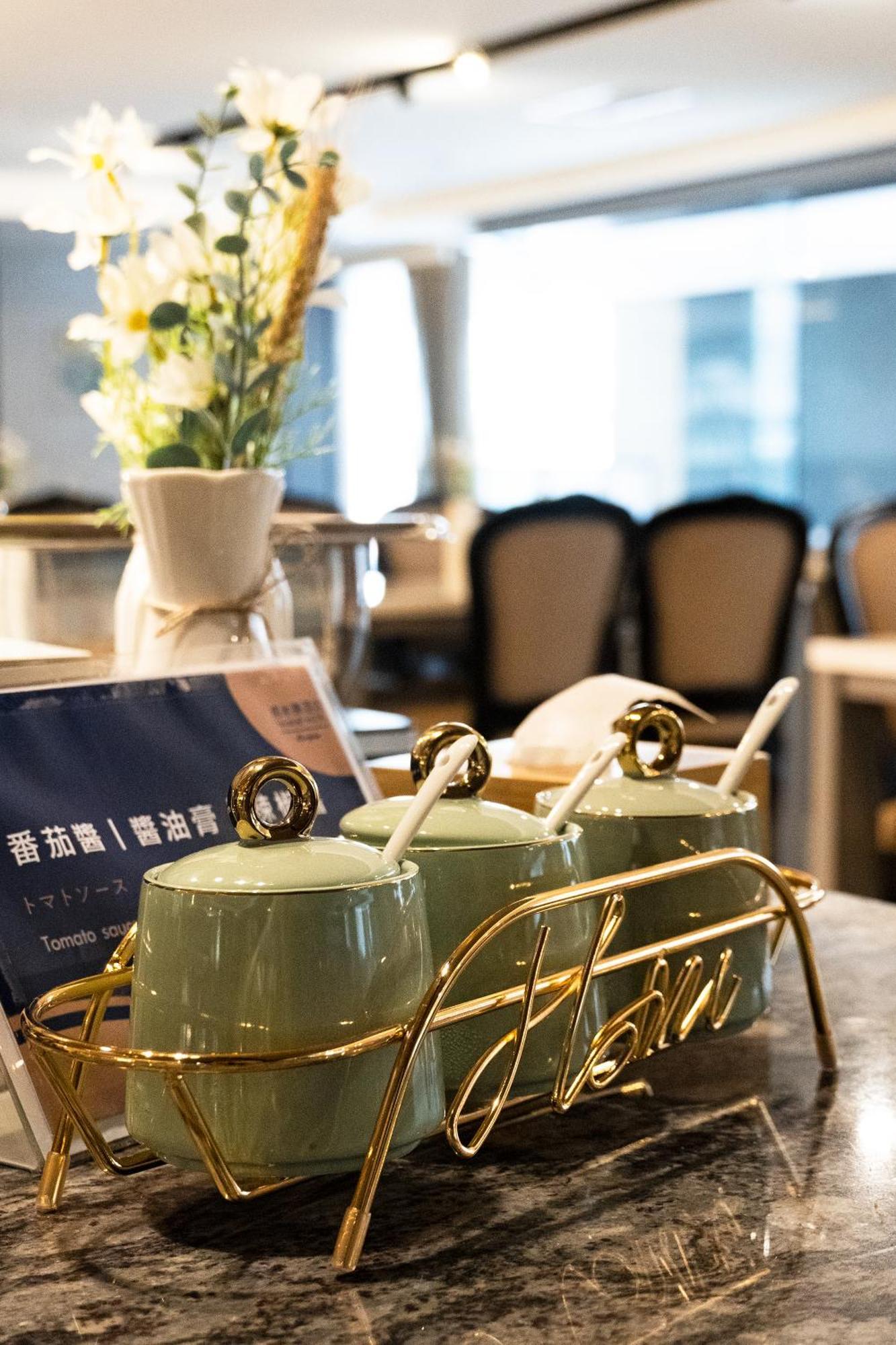 Talmud Hotel Kaohsiung Loveriver Екстериор снимка